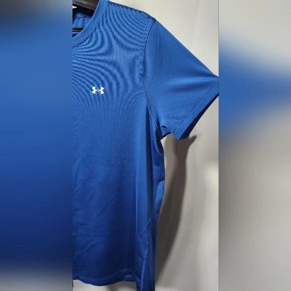 🌸 3/$25 🌸 Under Armour Blue Short Sleeve Athletic Tee-Size XL - Picture 5 of 10